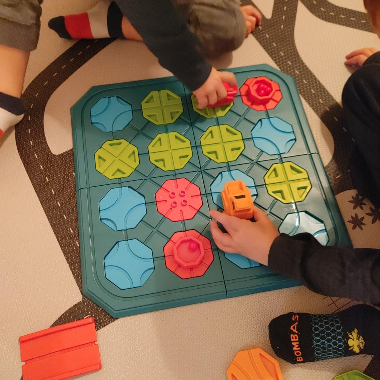 Montessori STEM Road Building Board Game  Educational Logic Puzzle for Kids