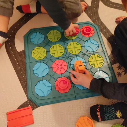 Montessori STEM Road Building Board Game  Educational Logic Puzzle for Kids