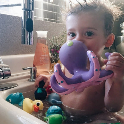 Floating Octopus baby bath Toy with 3 Hoopla Rings for Boys and Girls - 18+ Months - Purple